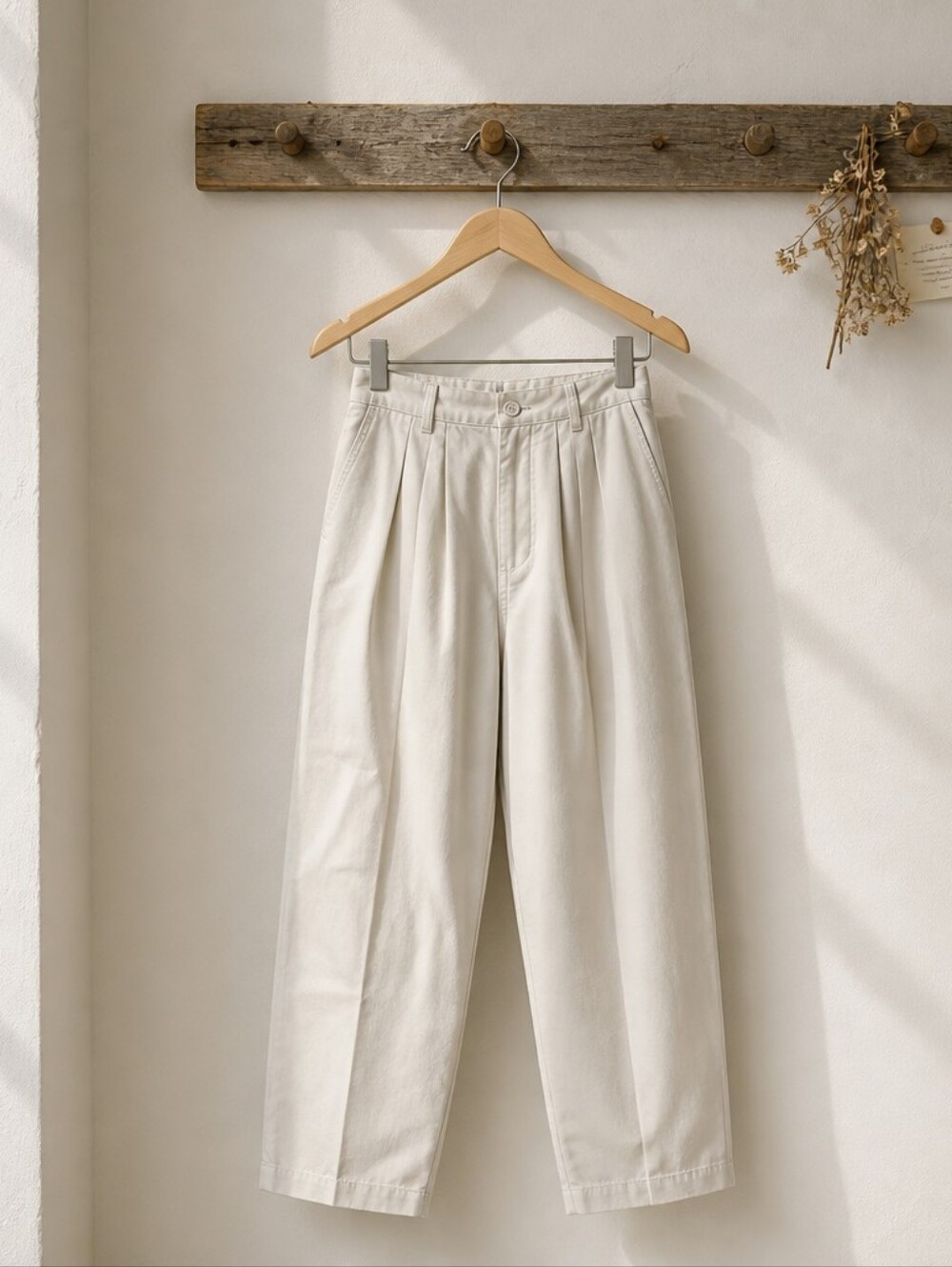 Vintage Gap Factory Store Pleated Khaki Chinos